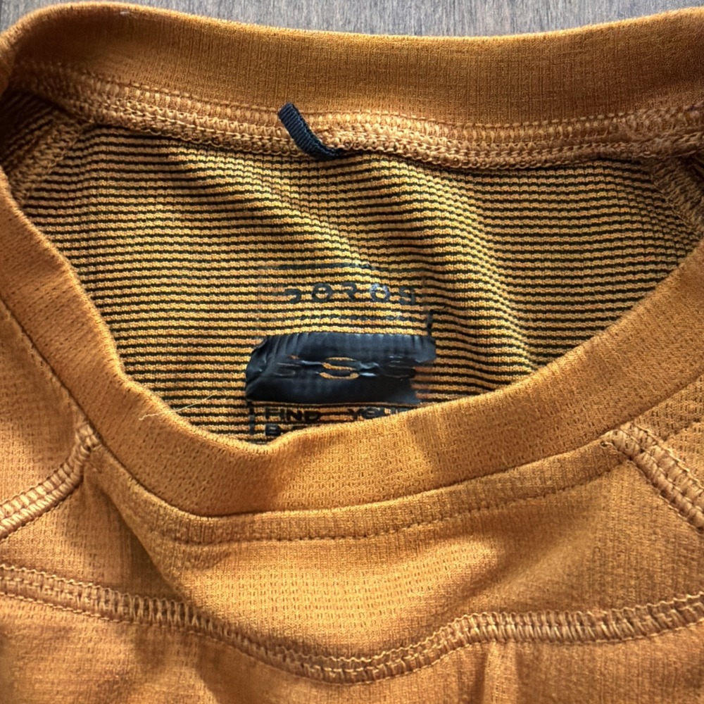 Oros Find Your Beyond Women's Long Sleeve Shirt Orange Size Small Pullover - Picture 2 of 6
